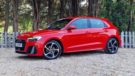 AUDI
